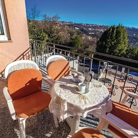Appartement Stunning In With House Sea View *
