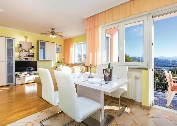 1 Bedroom Awesome In *